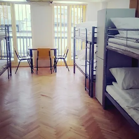 Sleep Hostel *