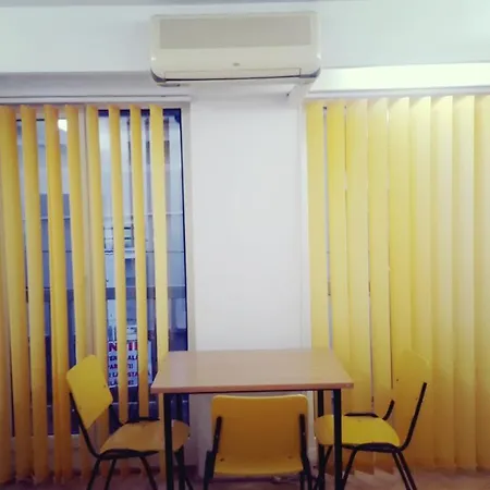 Sleep Hostel *