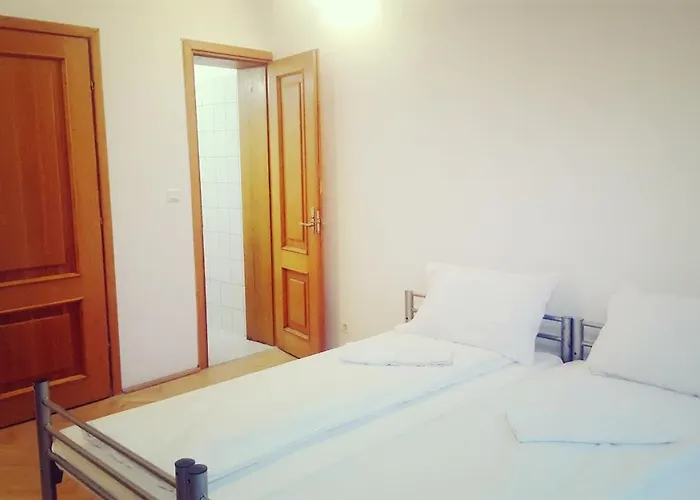 Sleep Albergue *