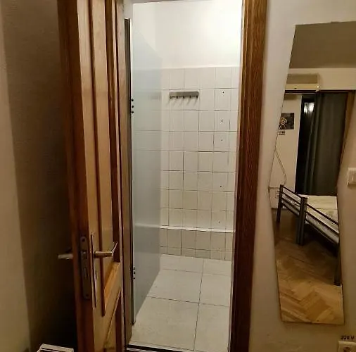 Sleep ブカレスト